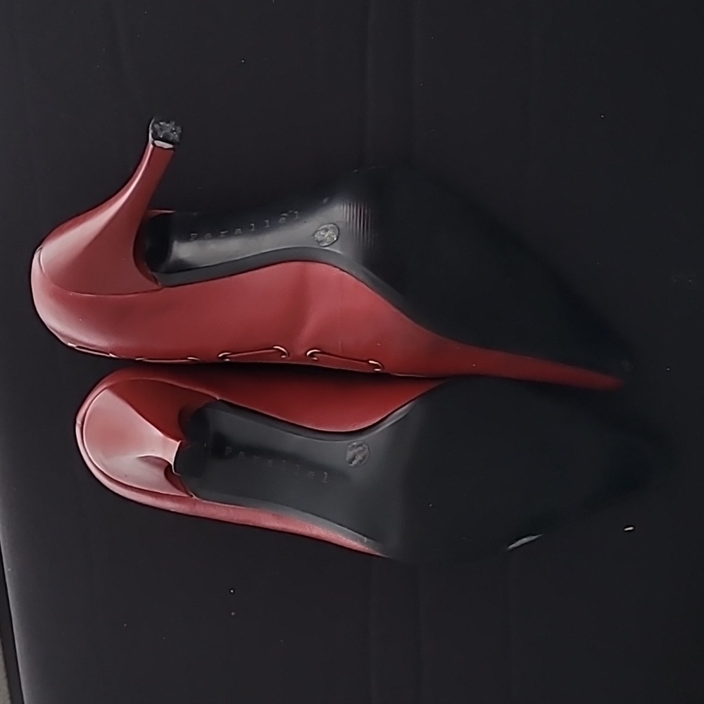 Red Heels - Picture 3 of 5